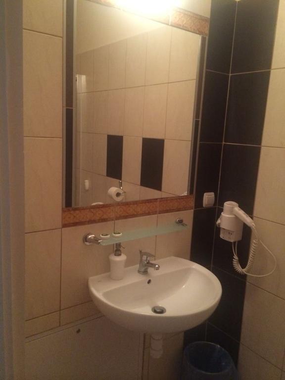Hotel Rezydencja Parkowa Warschau Zimmer foto