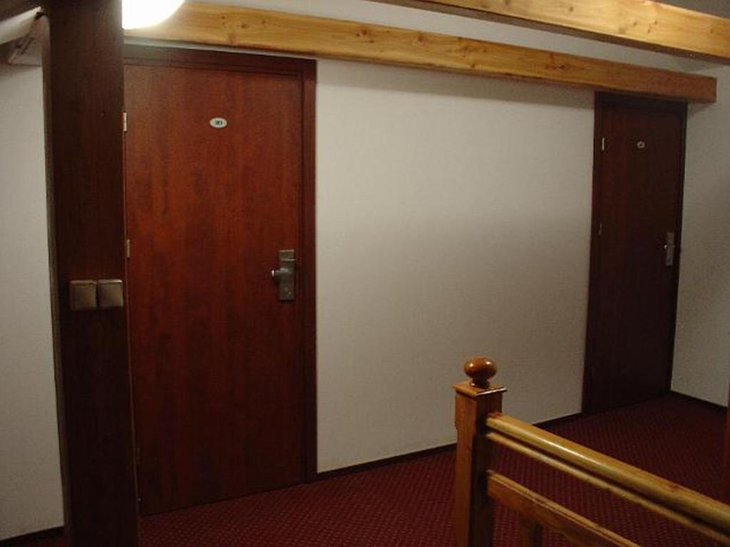 Hotel Rezydencja Parkowa Warschau Zimmer foto