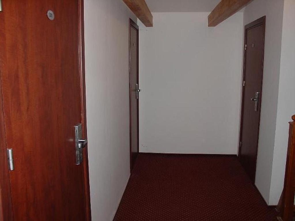 Hotel Rezydencja Parkowa Warschau Zimmer foto